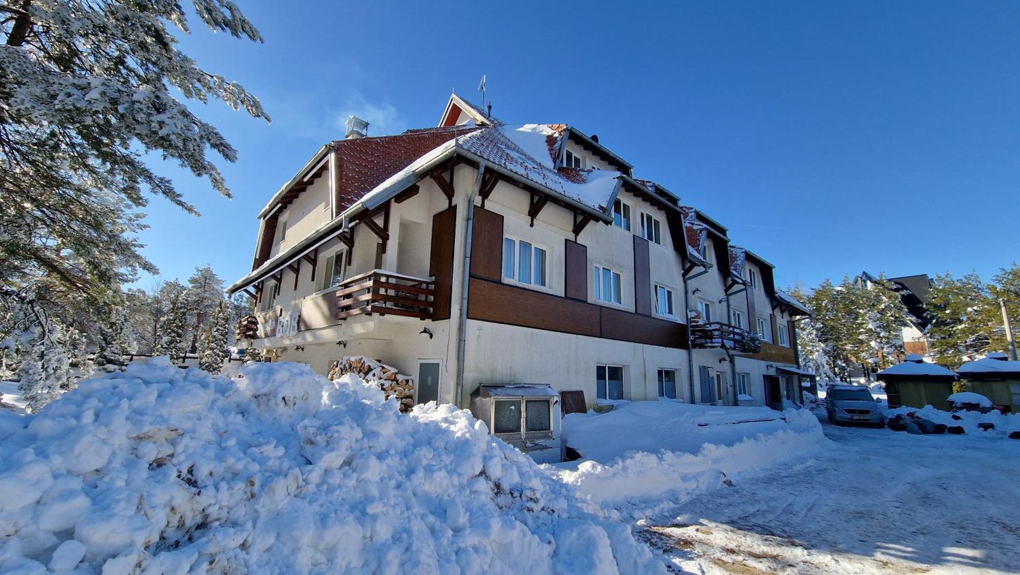 Vila Bob Divcibare Exterior photo