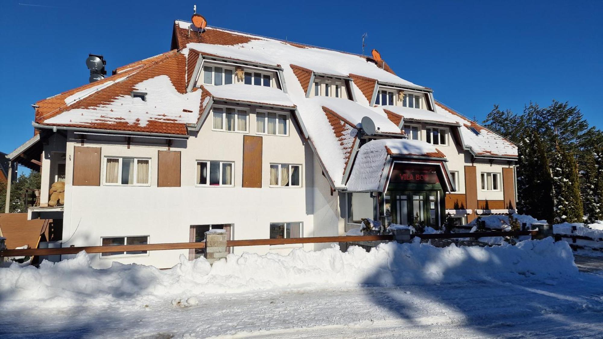Vila Bob Divcibare Exterior photo